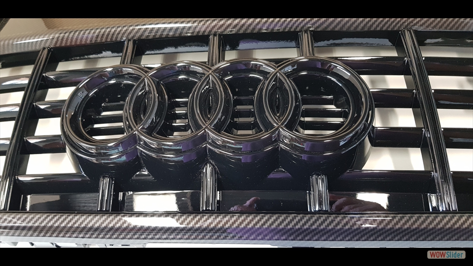 CALANDRE AUDI TT 20